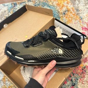 North Face Hiking Shoe Vectni